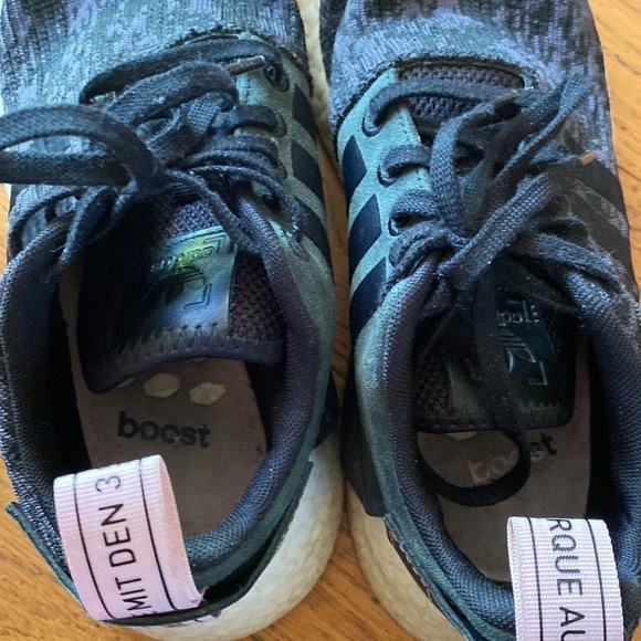 Adidas NMD R2 Women's Size 7 Running Shoes Core Black Wonder Pink Boost Sneakers - Picture 7 of 14